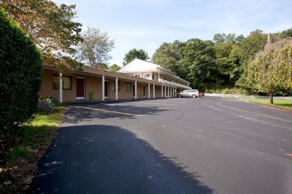 Americas Best Value Inn (Holyoke)